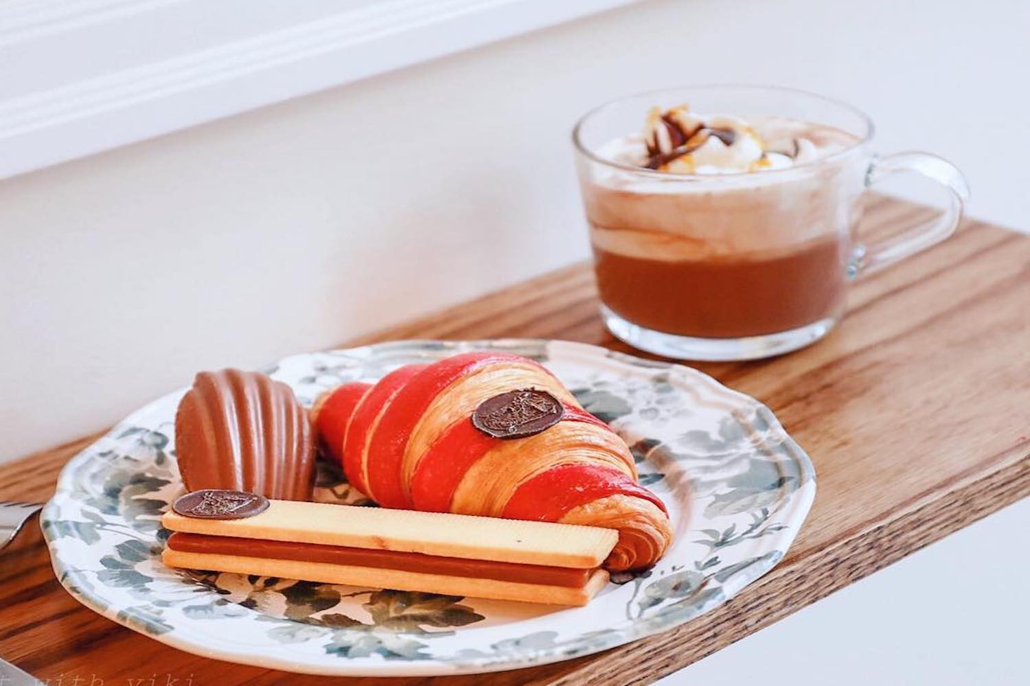 croissant black sheep patisserie calgary