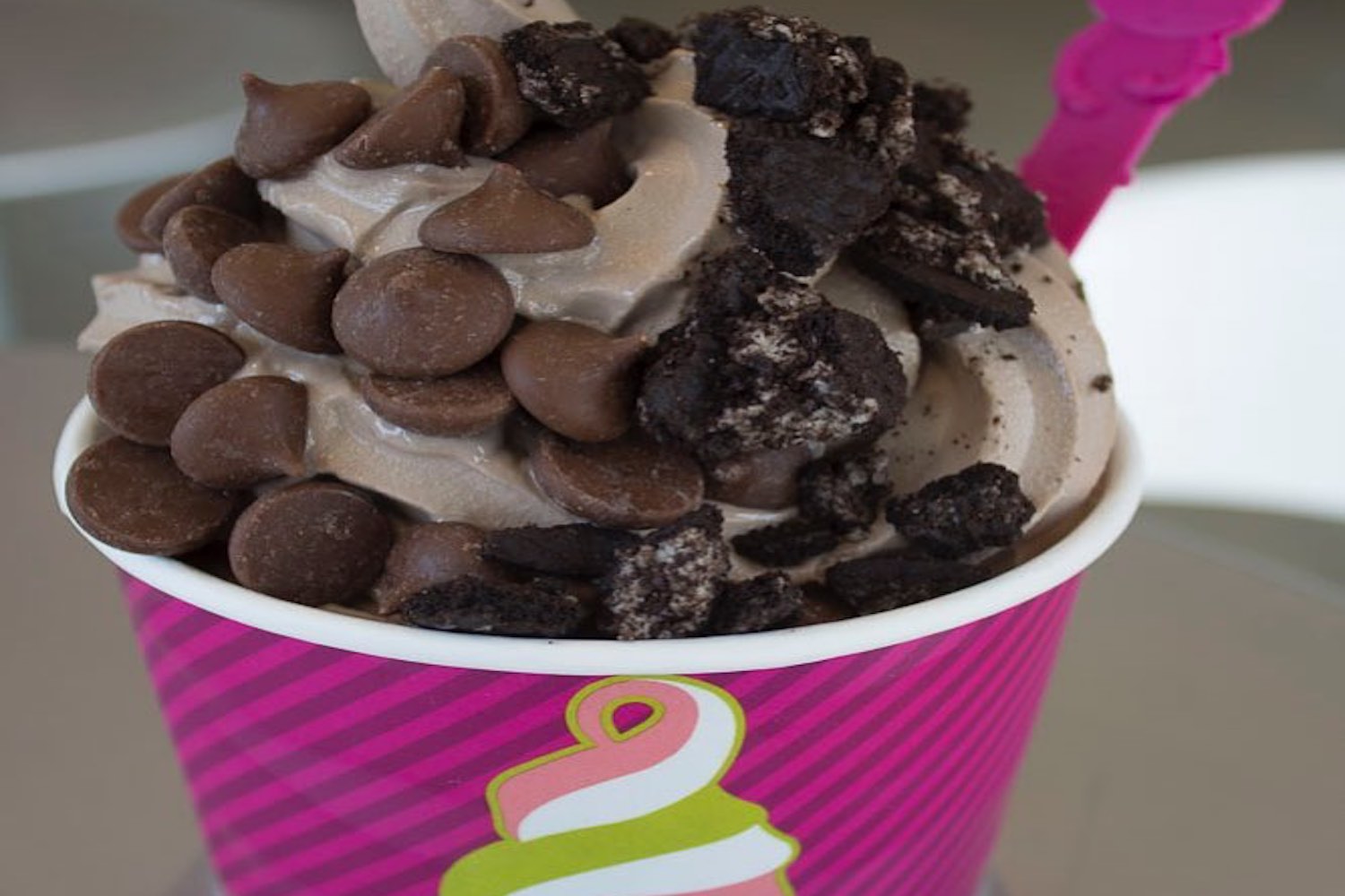 menchies frozen yogurt