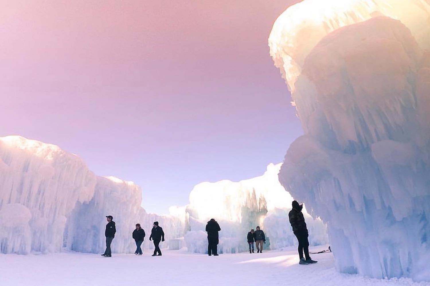 edmonton ice castles winter
