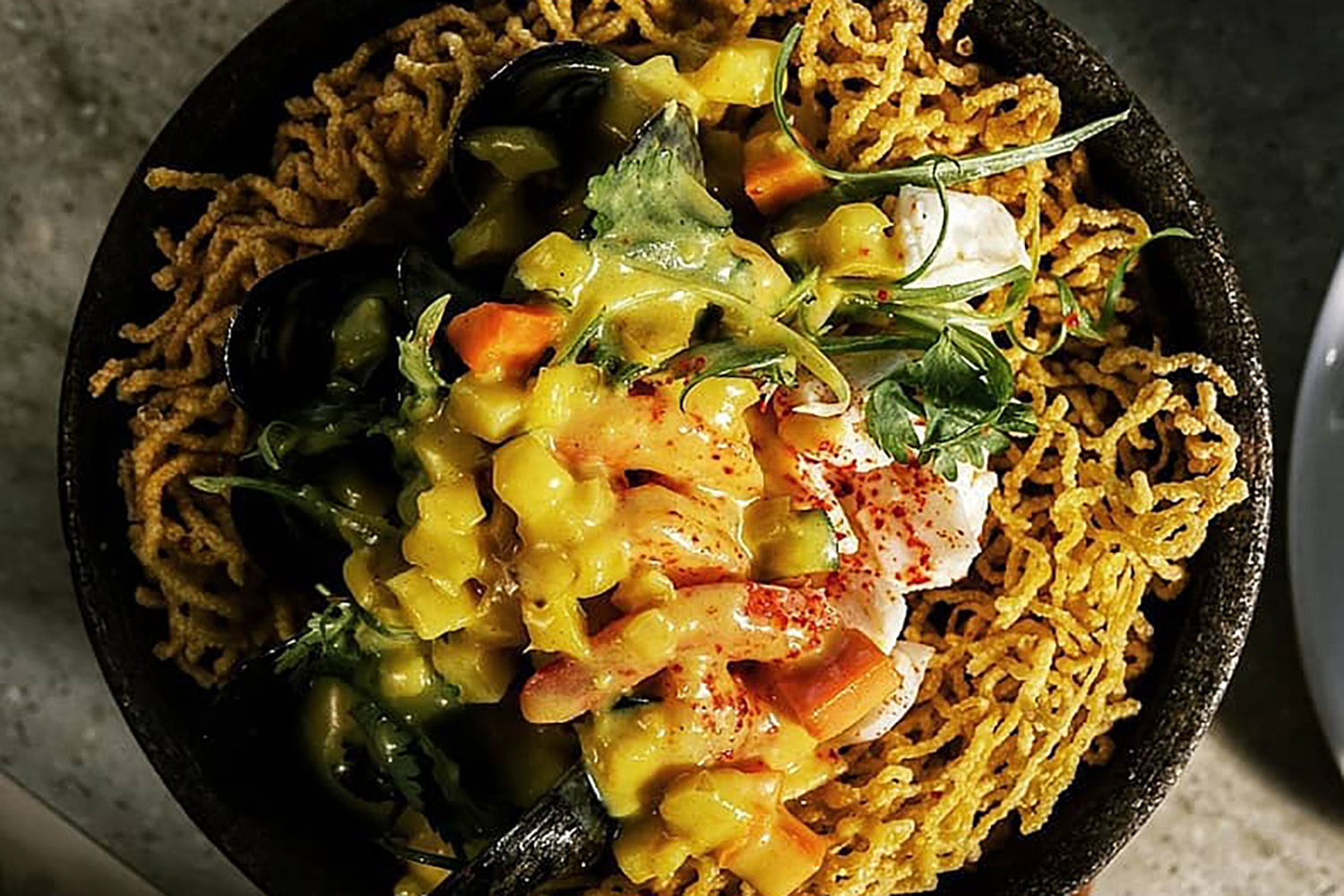 anju seafood curry ramen nest