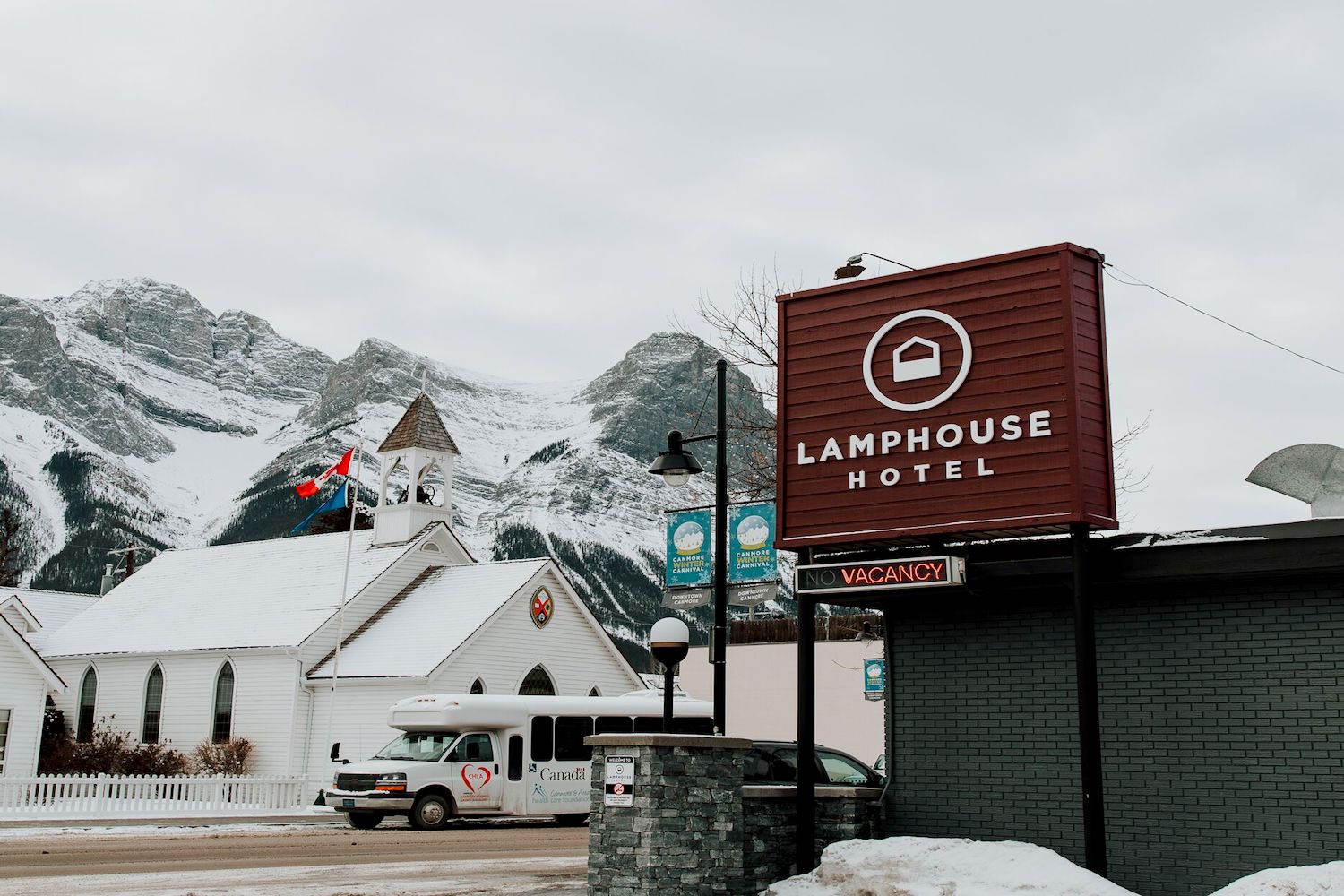 lamphouse hotel canmore basecamp