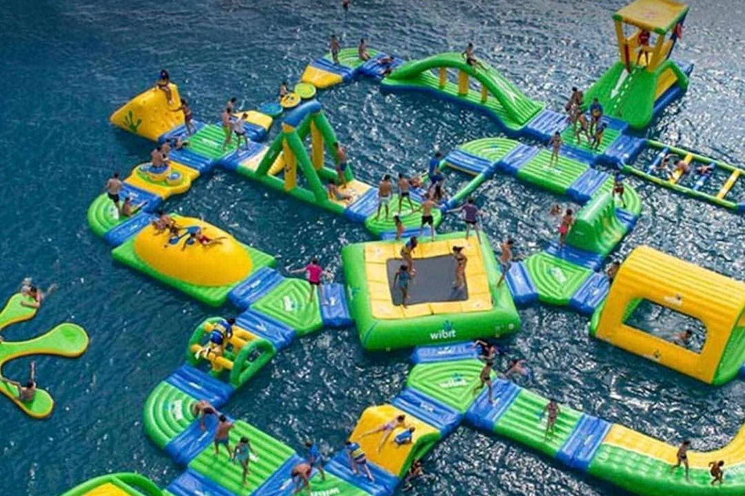 water park