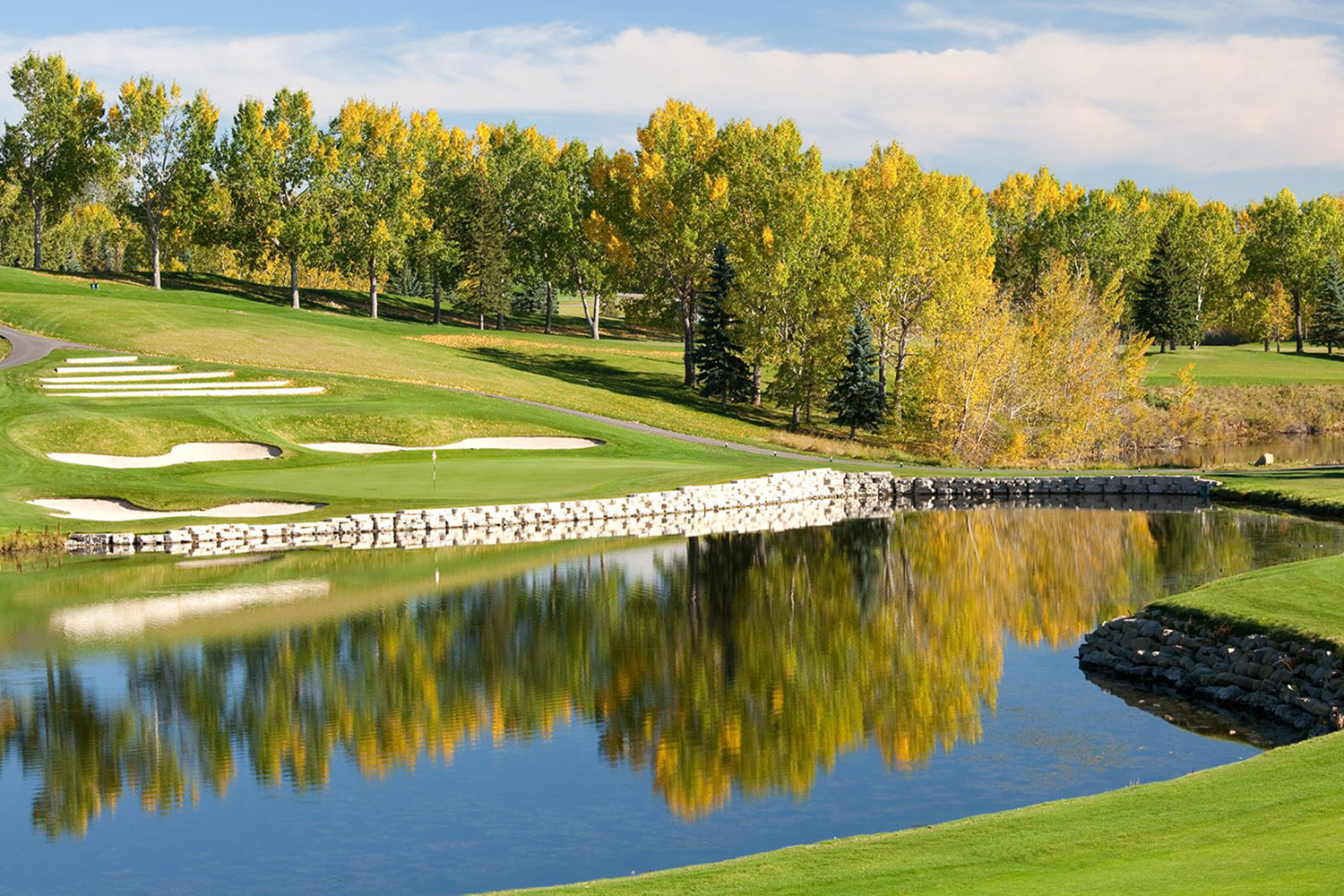 Bearspaw Country Club