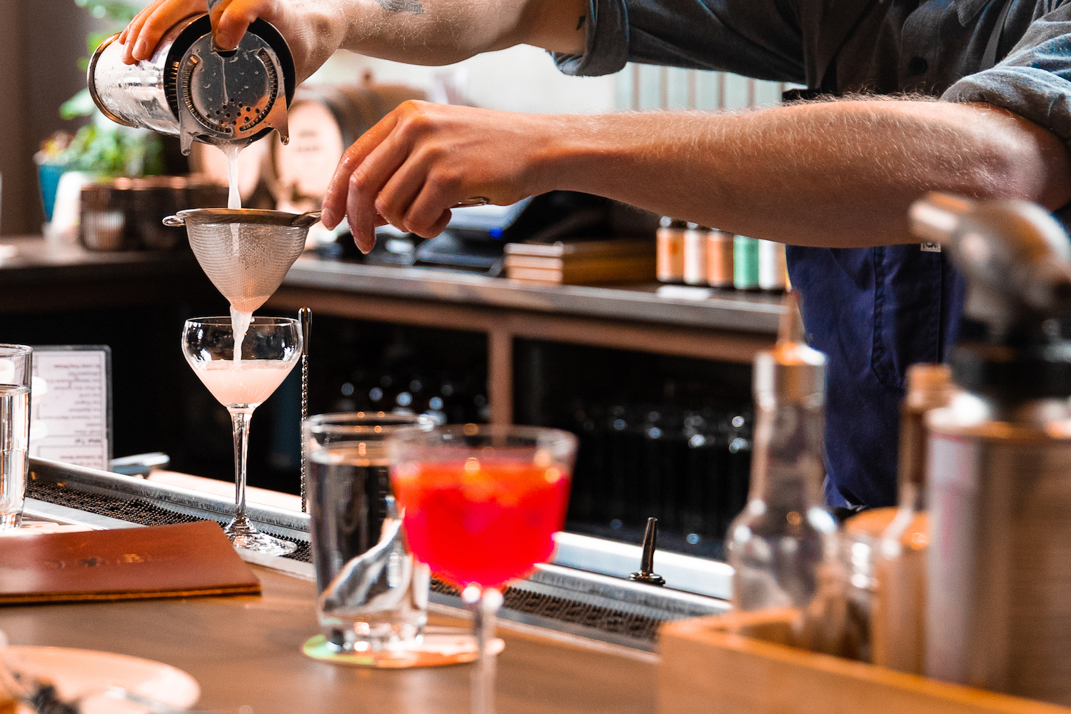 happy hour of the week