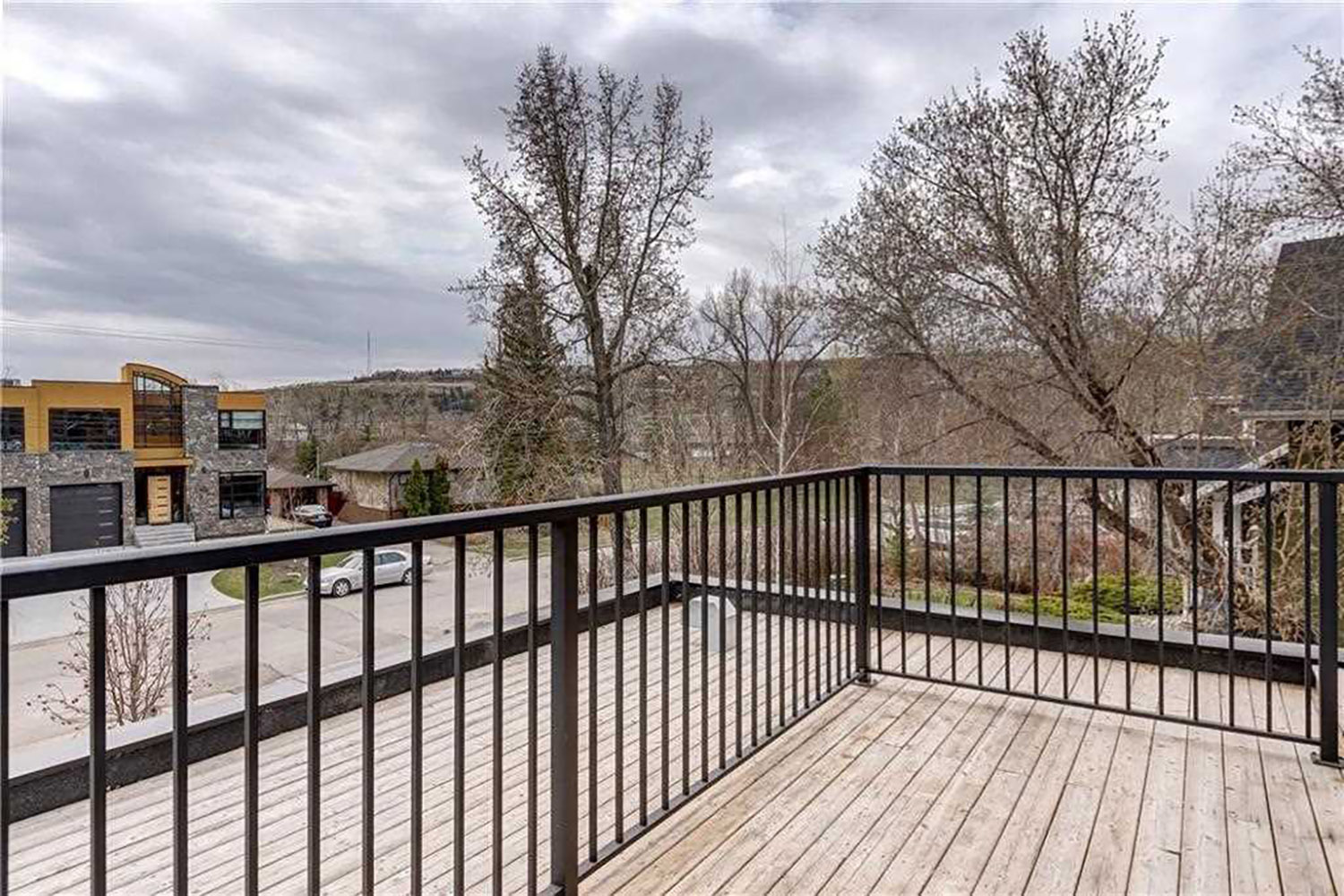 5835 Bow Crescent NW Curiocity Calgary Home of the Week