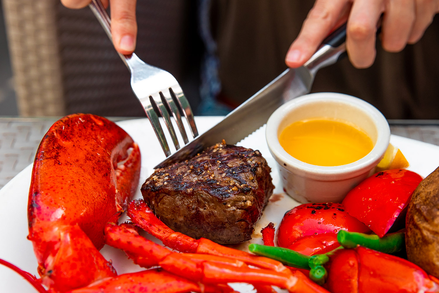 the keg steakhouse lobster summer