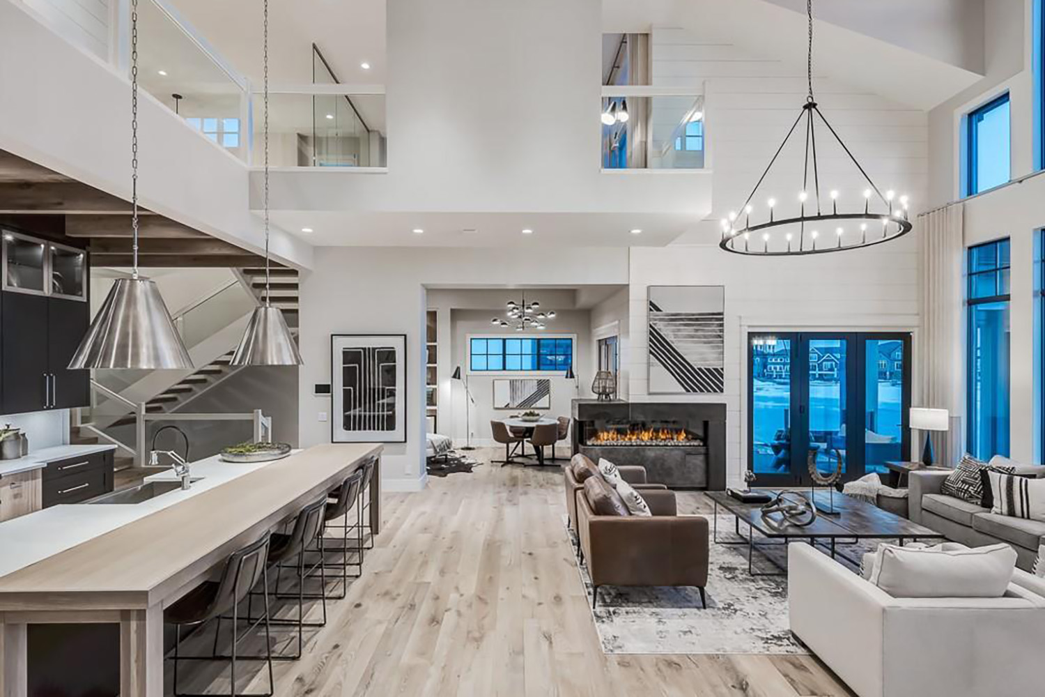 238 MARINE DR SE