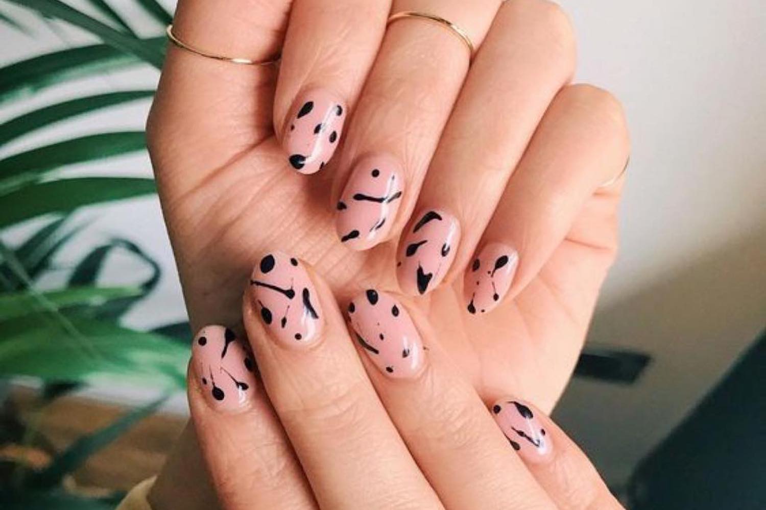 esme nails