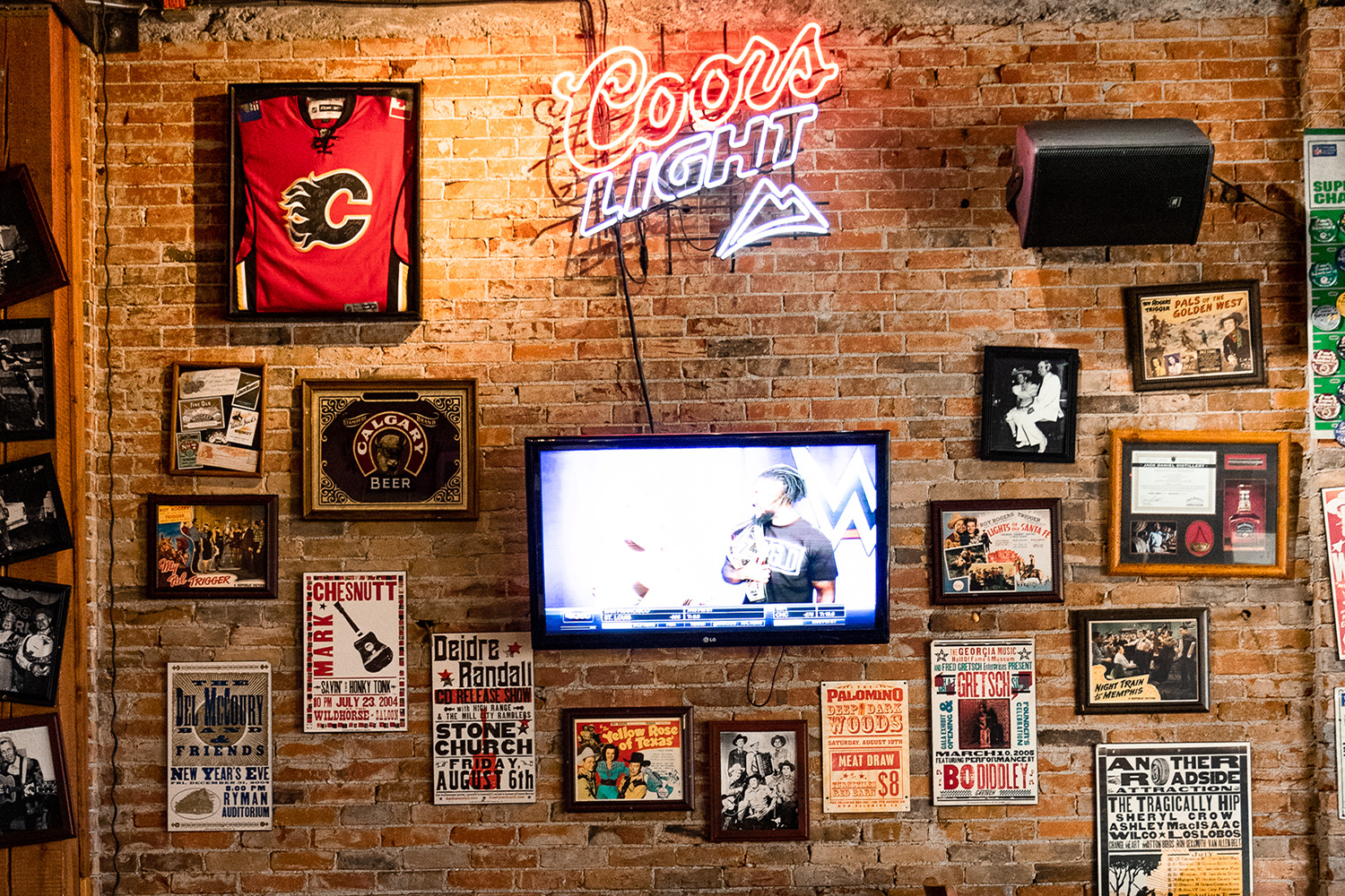 palomino smokehouse happy hour of the week