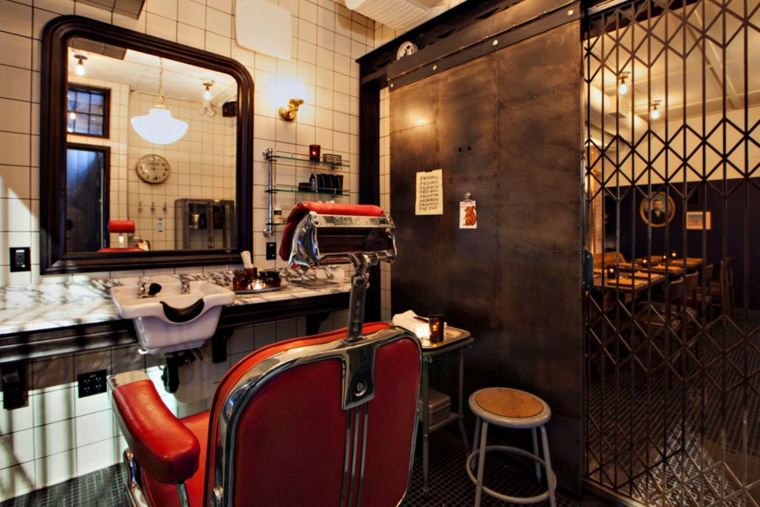 Cannibale Barbershop chair