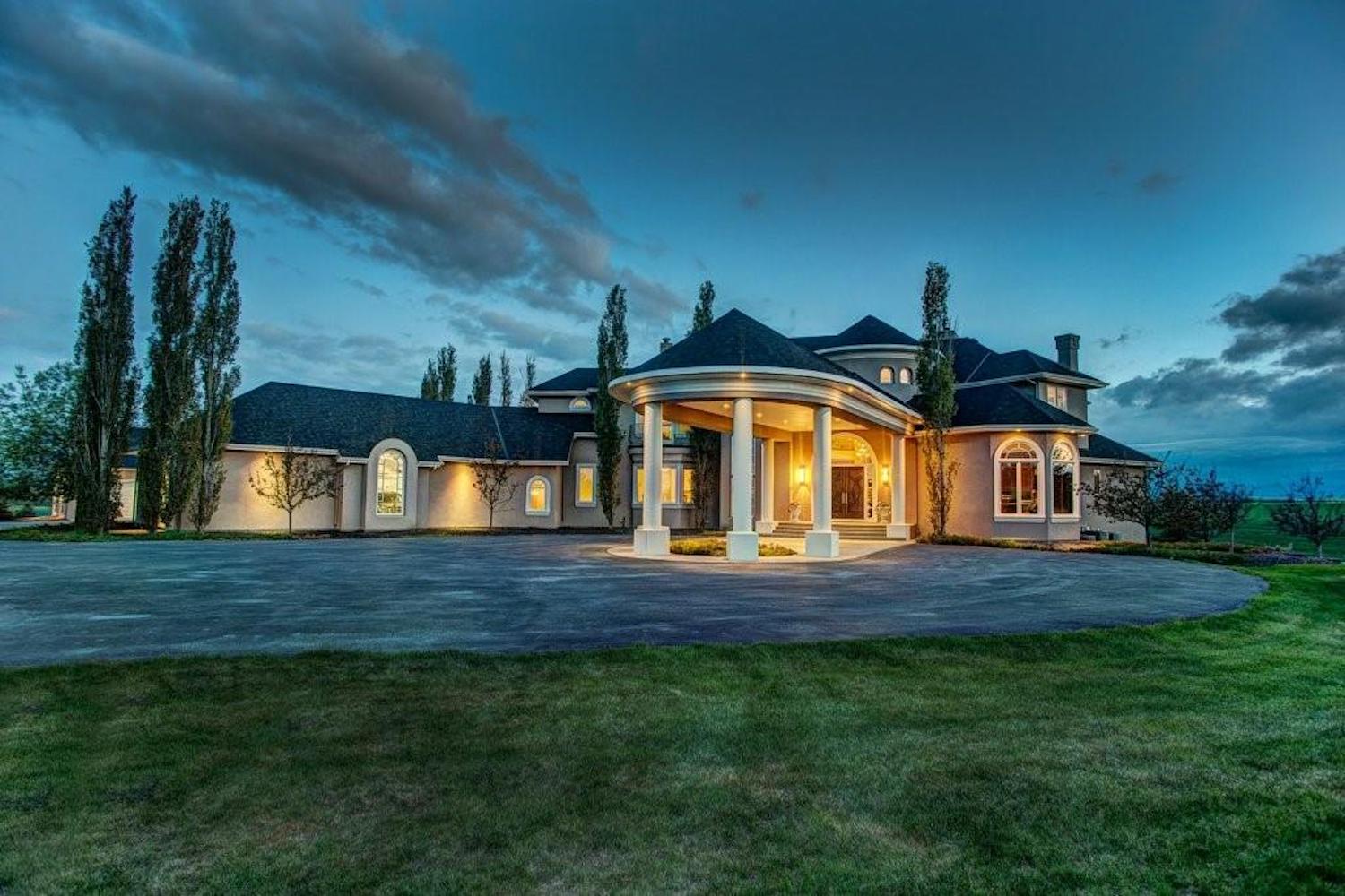 canada's richest communities