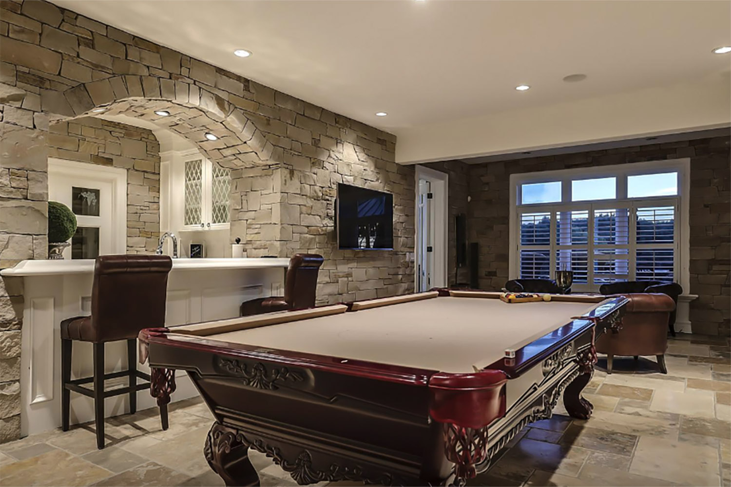 home of the week calgary 251201 Welland Dr Nw,