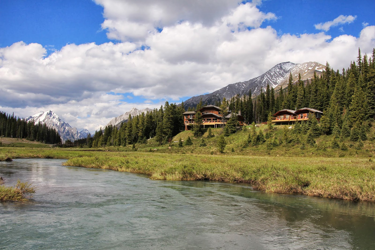 mount engadine lodge fall getaways near calgary