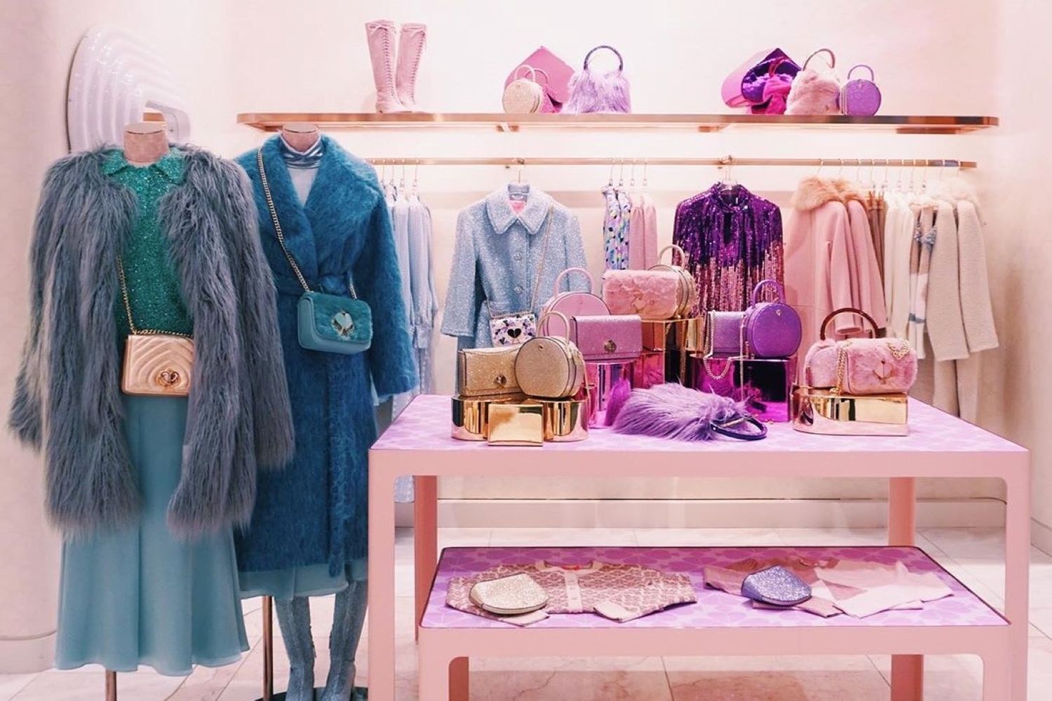 Kate spade Store