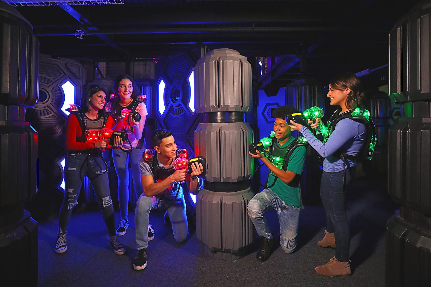 teen-laser-tag-laser-quest-calgary