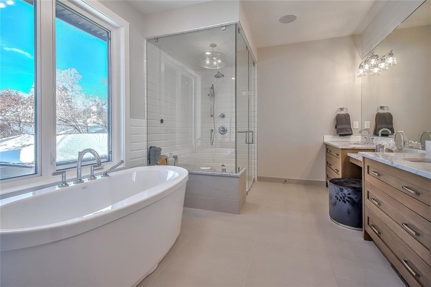 Home of the week 3637 13 ST SW