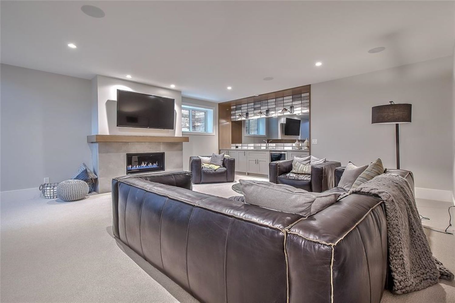 Home of the week 3637 13 ST SW