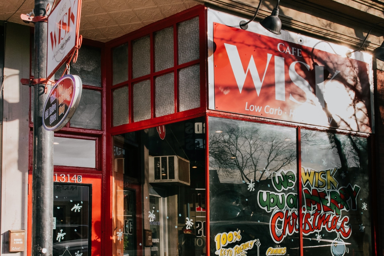 wisk keto cafe is open