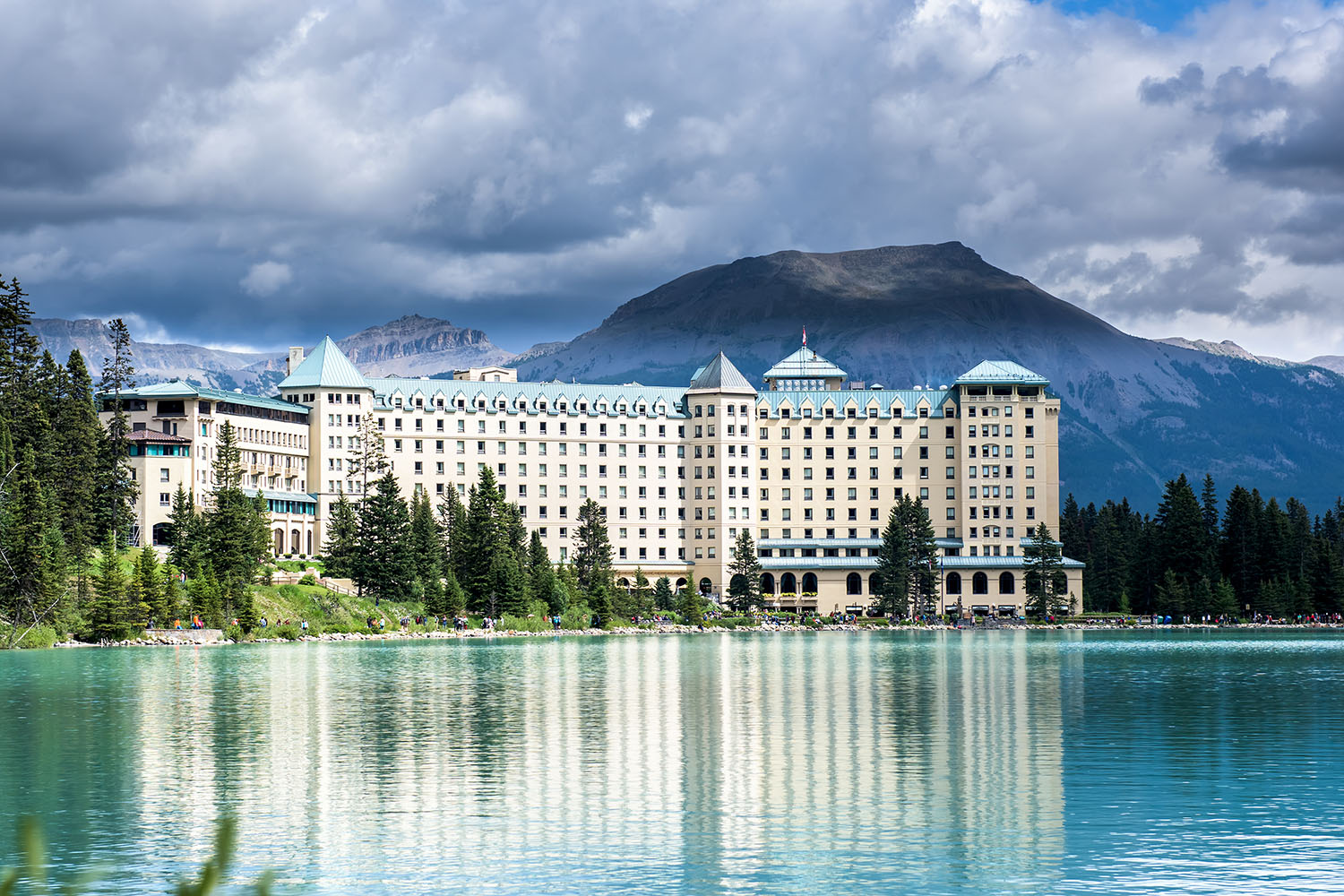 fairmont chateau lake louise nhl